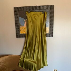 Reformation 100% silk Bella Skirt